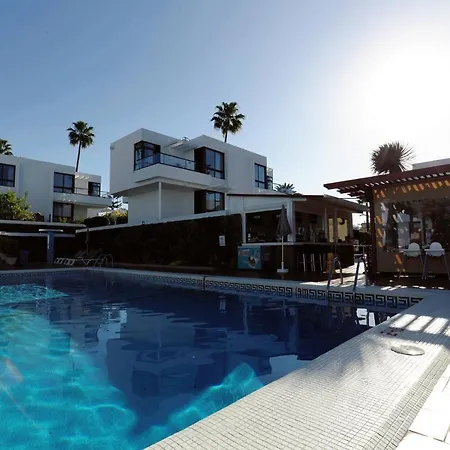 Hotel apartamentowy Coral Dreams